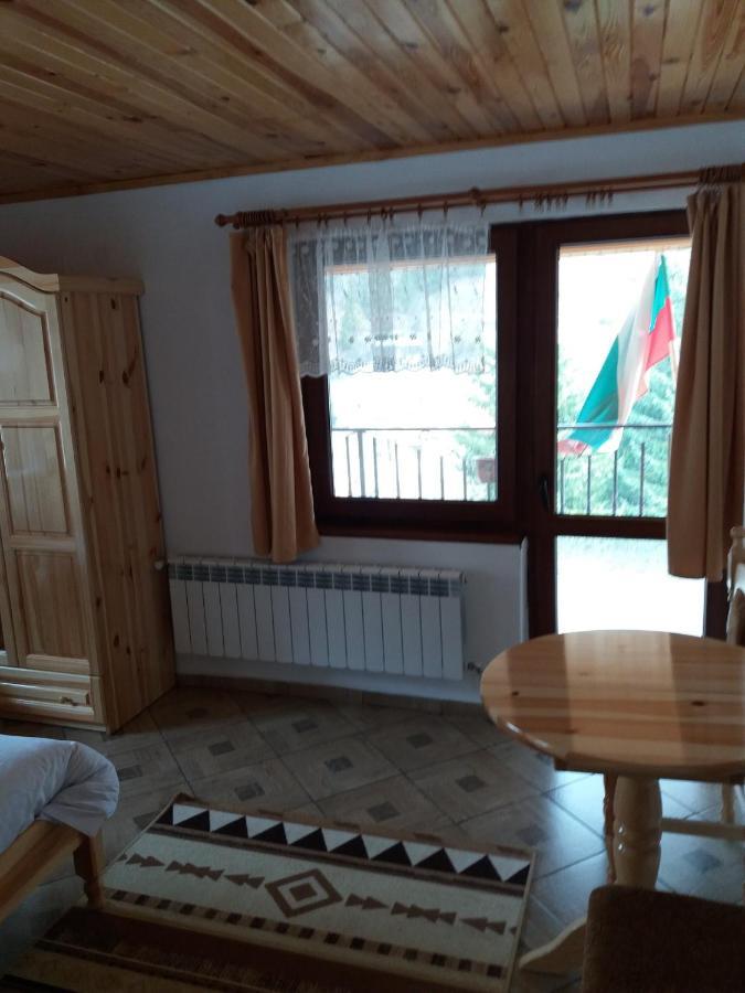 Къща За Гости Камината Trigrad Ngoại thất bức ảnh