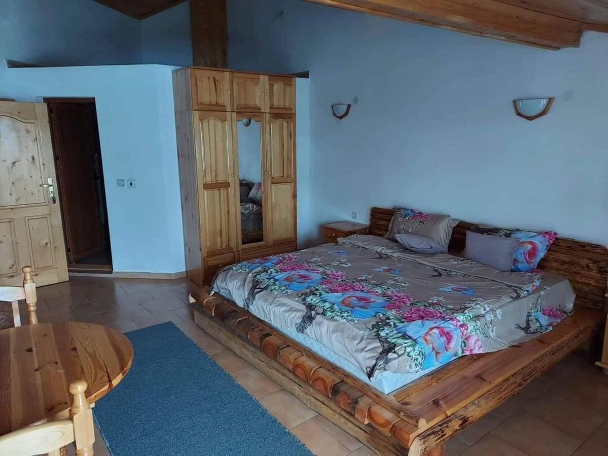 Къща За Гости Камината Trigrad Ngoại thất bức ảnh